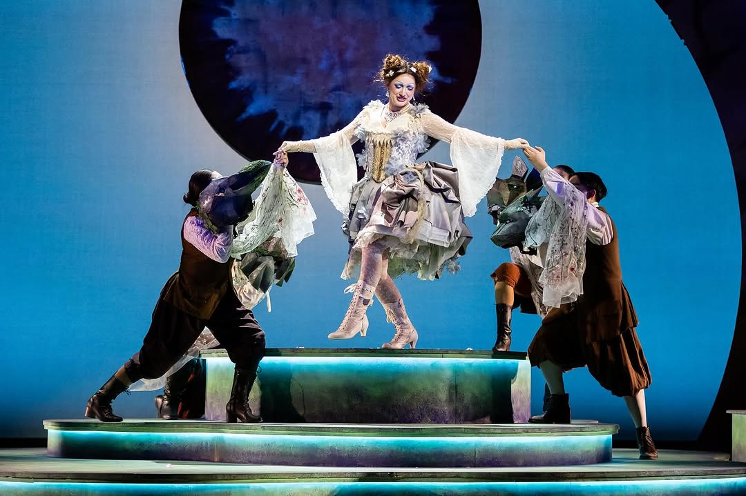 A scene from CMU School of Music's "Alcina"
